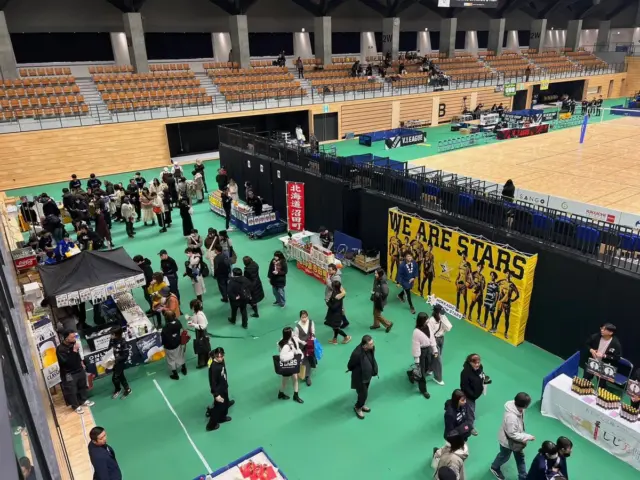 プロスポーツ　バレーボール　北海道イエロースターズ　会場装飾