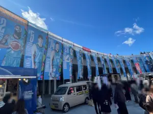 ド迫力！！インパクト抜群の横断幕装飾×佐賀バルーナーズ様