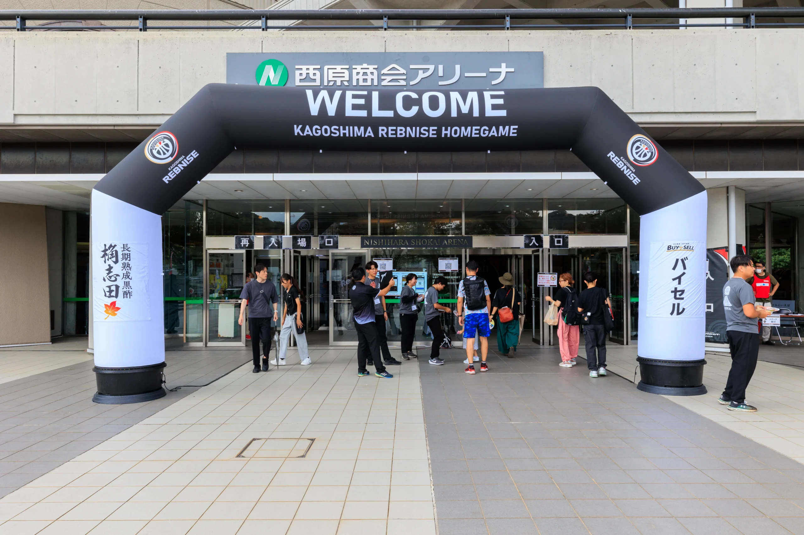 鹿児島レブナイズ様　エアアーチ　イメージ図